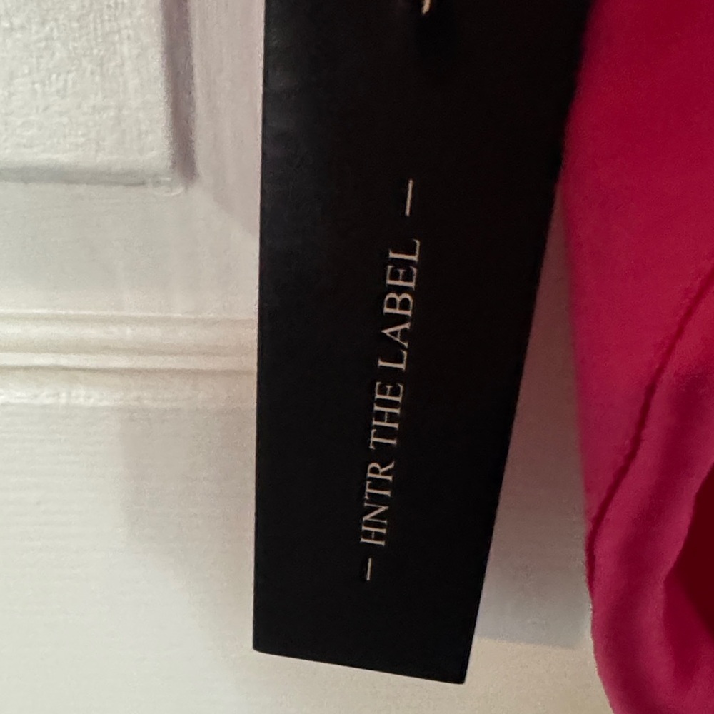 ISABELLE TOP | MAGENTA hntr the label Halter Top for Women - Picture 5 of 6